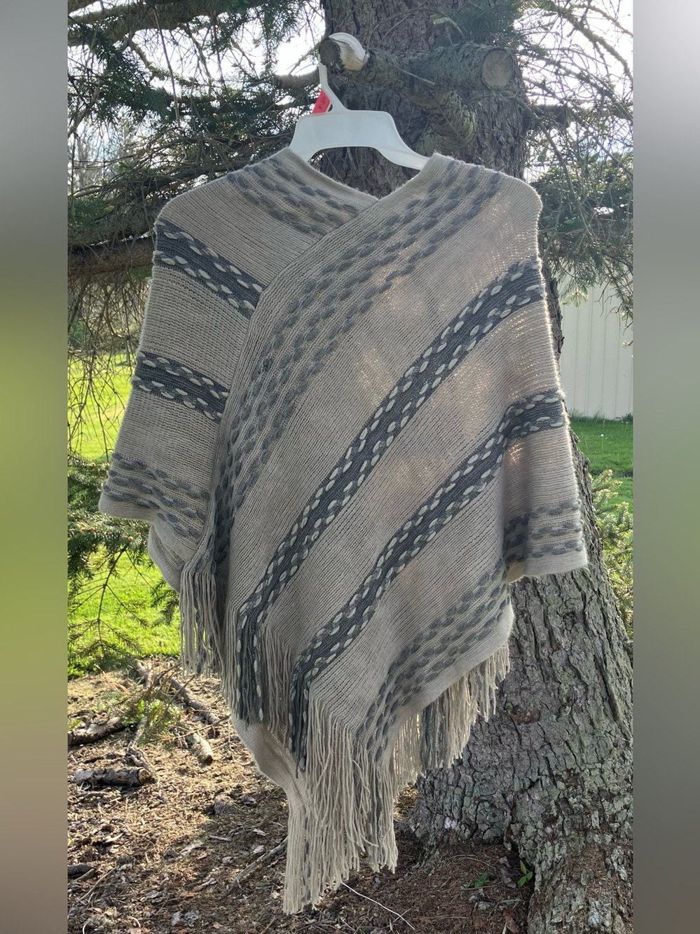 Ganz TWO TONE FRINGED PONCHO NWOT